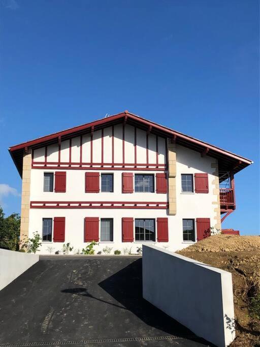 Apartment T2, Coeur Village Basque Terrasse Ezpeleta *